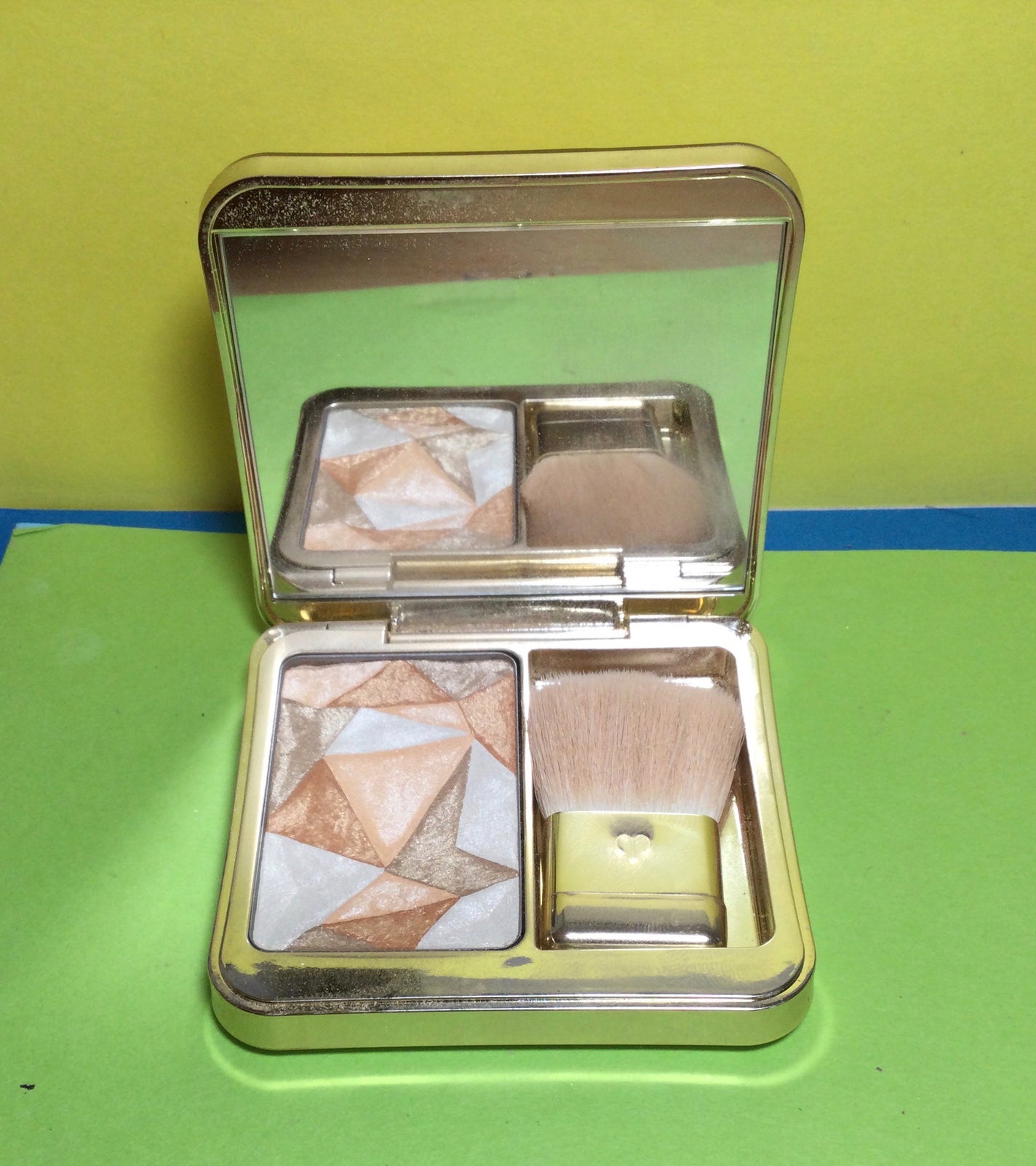 エレガンス ラ プードル オートニュアンス リクスィーズ/Elégance/プレストパウダーを使ったクチコミ(4枚目)