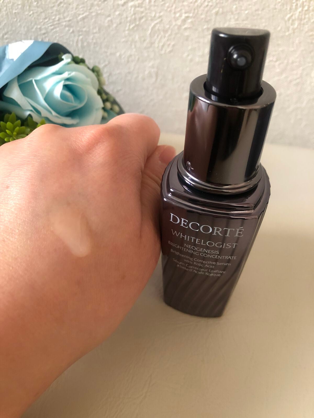 ホワイトロジスト ネオジェネシス ブライトニング コンセントレイト/DECORTÉ/美容液を使ったクチコミ(4枚目)