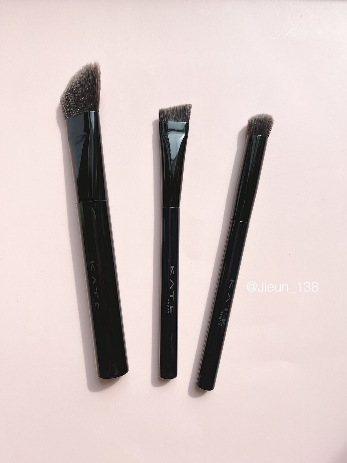 マルチシェーディングブラシ/KATE/メイクブラシを使ったクチコミ（1枚目）