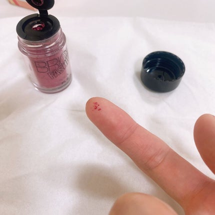 とと__フォロバ・リムバ¹⁰⁰ % on LIPS 「こちらもQoo10韓国コスメ✨ᗷbiaのパウダーアイシャドウよ..」(7枚目)