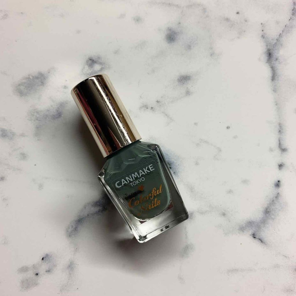 カラフルネイルズ/キャンメイク/マニキュアを使ったクチコミ(4枚目)
