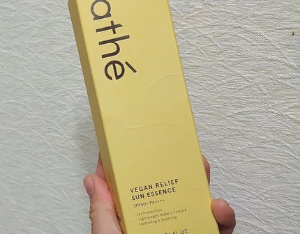 ヴィーガン リリーフ サン エッセンス /athé/日焼け止めクリームを使ったクチコミ(6枚目)