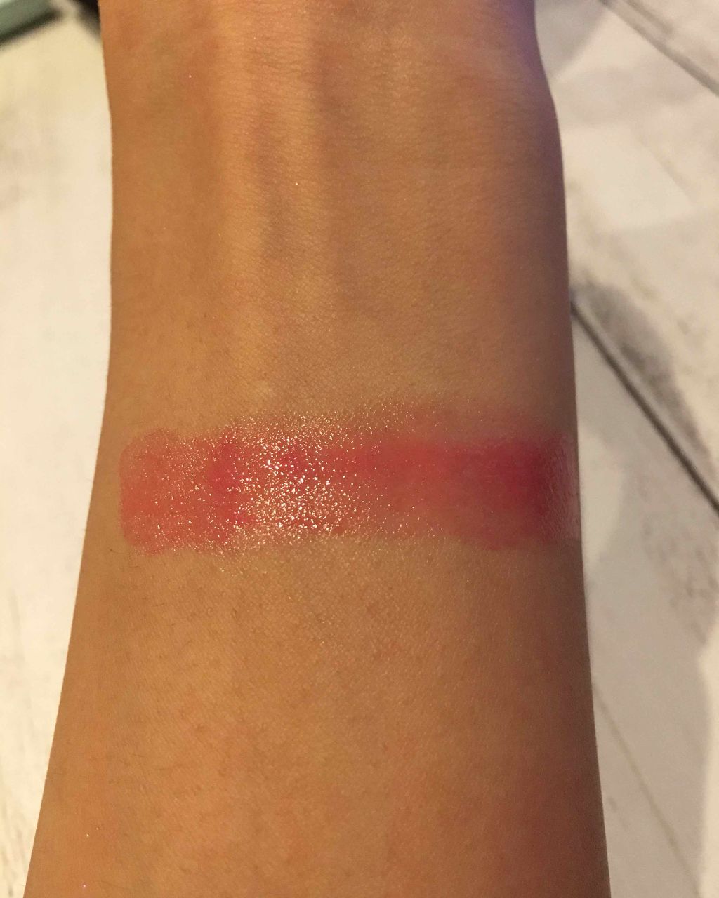 ラスティンググロスリップ/CEZANNE/口紅を使ったクチコミ(3枚目)