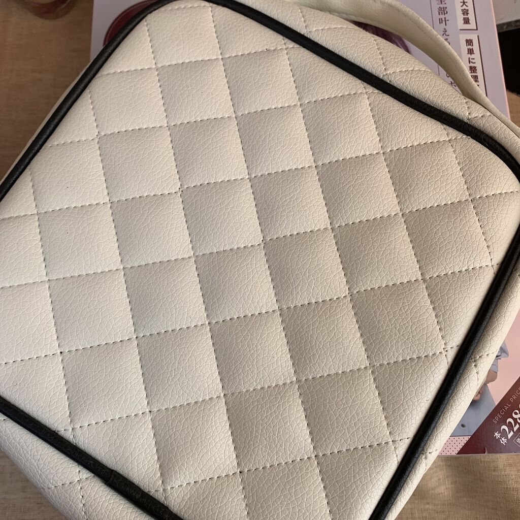 nanakoななこが本気で作ったleur charmeコスメポーチ/宝島社/化粧ポーチを使ったクチコミ（2枚目）