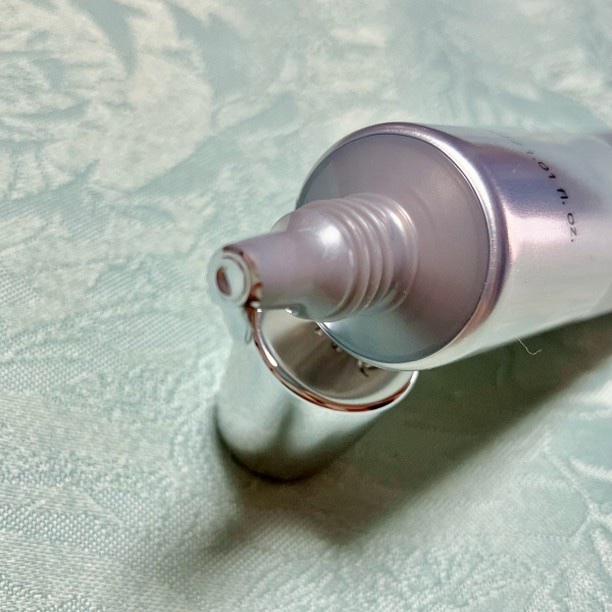 エッセンシャル リアル アイクリーム フォーフェイス/AHC/アイケア・アイクリームを使ったクチコミ（3枚目）