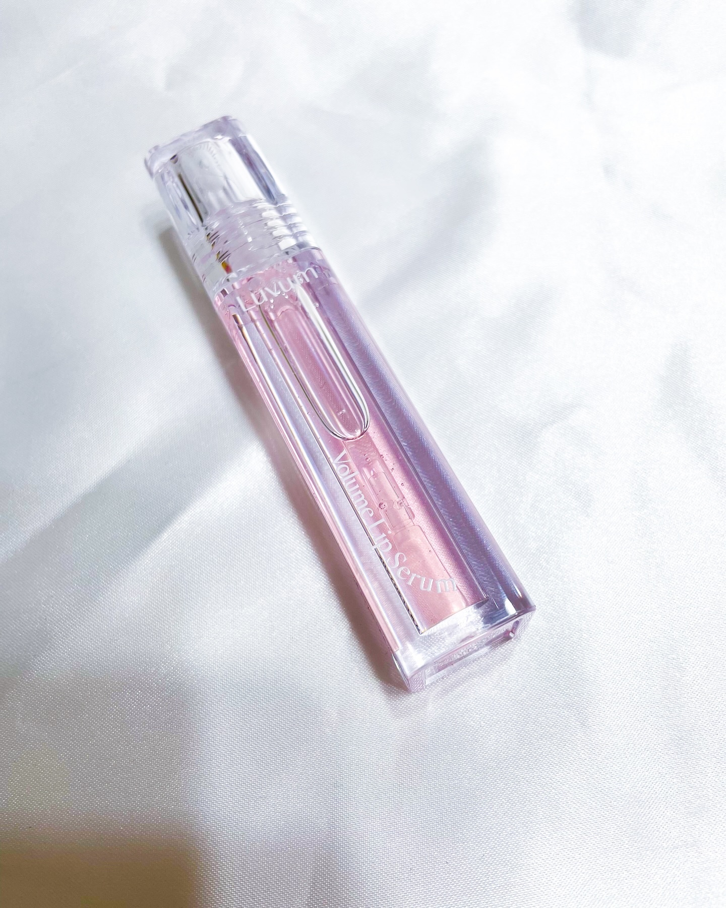 ラビューム ボリュームリップセラム/Luvum/リップグロスを使ったクチコミ（2枚目）