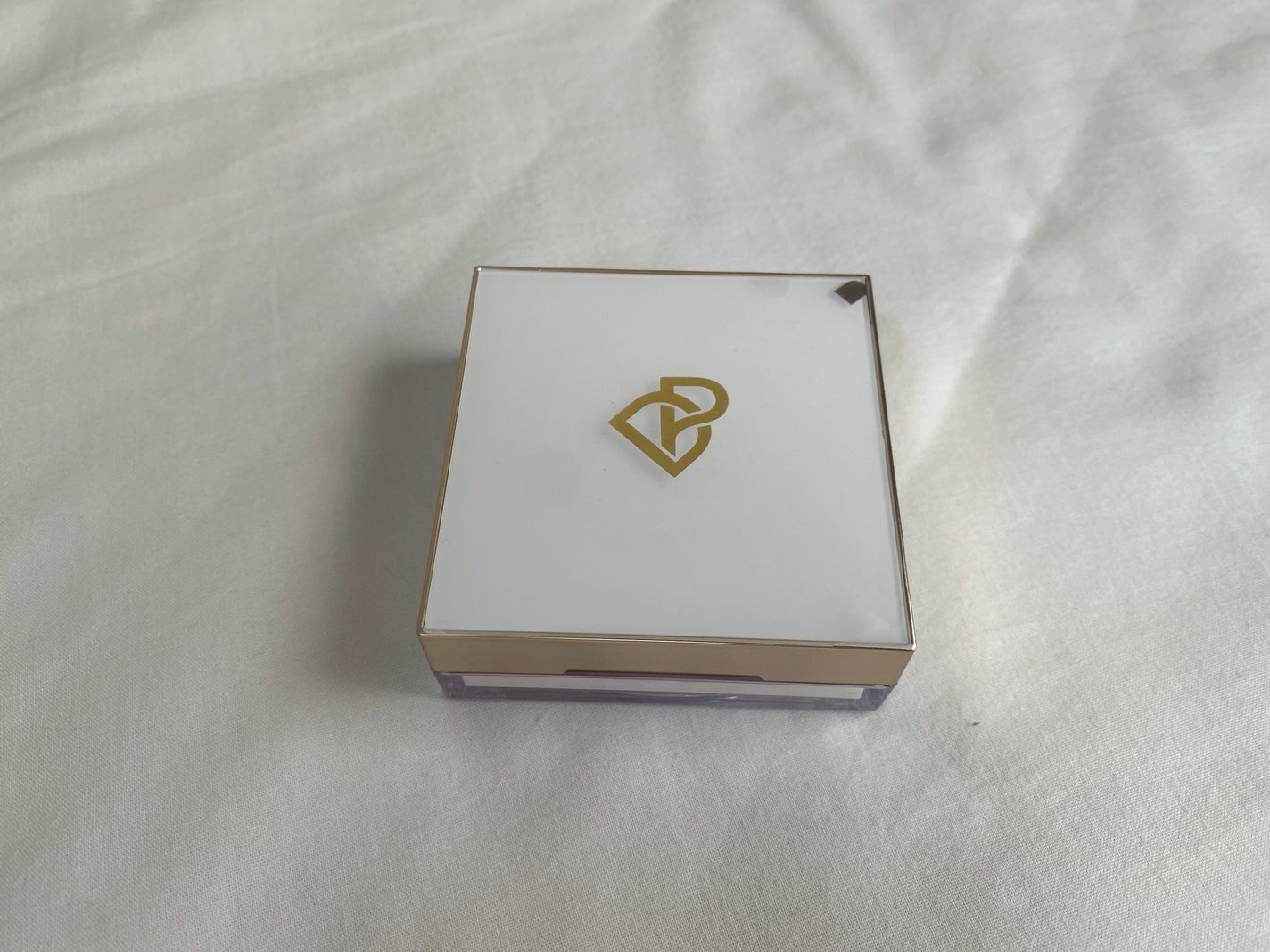 トランスルーシェントブルーリング ルースパウダー/PERFECT DIARY/ルースパウダーを使ったクチコミ(1枚目)