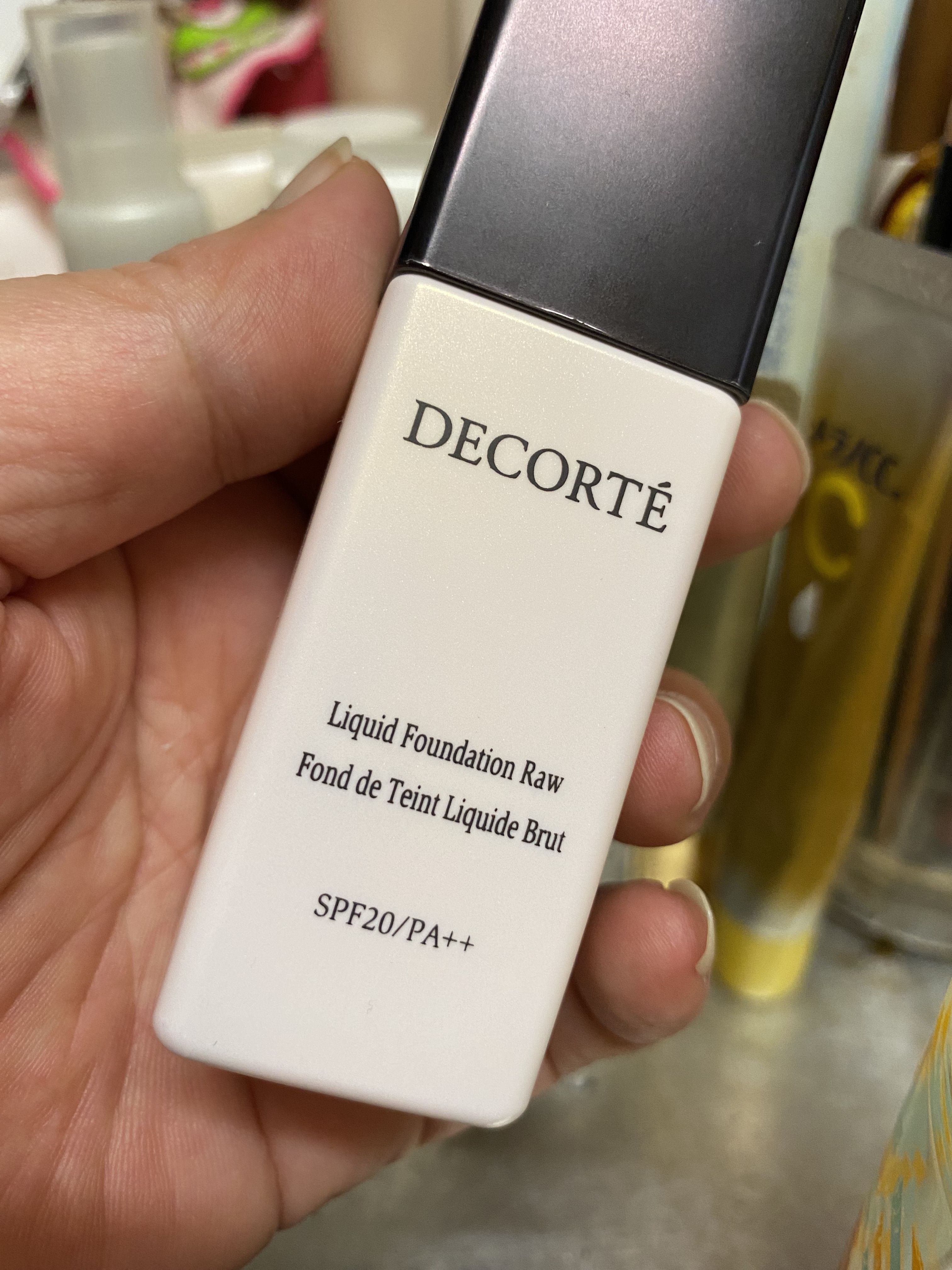ザ スキン リキッドファンデーション ロウ/DECORTÉ/リキッドファンデーションを使ったクチコミ（1枚目）