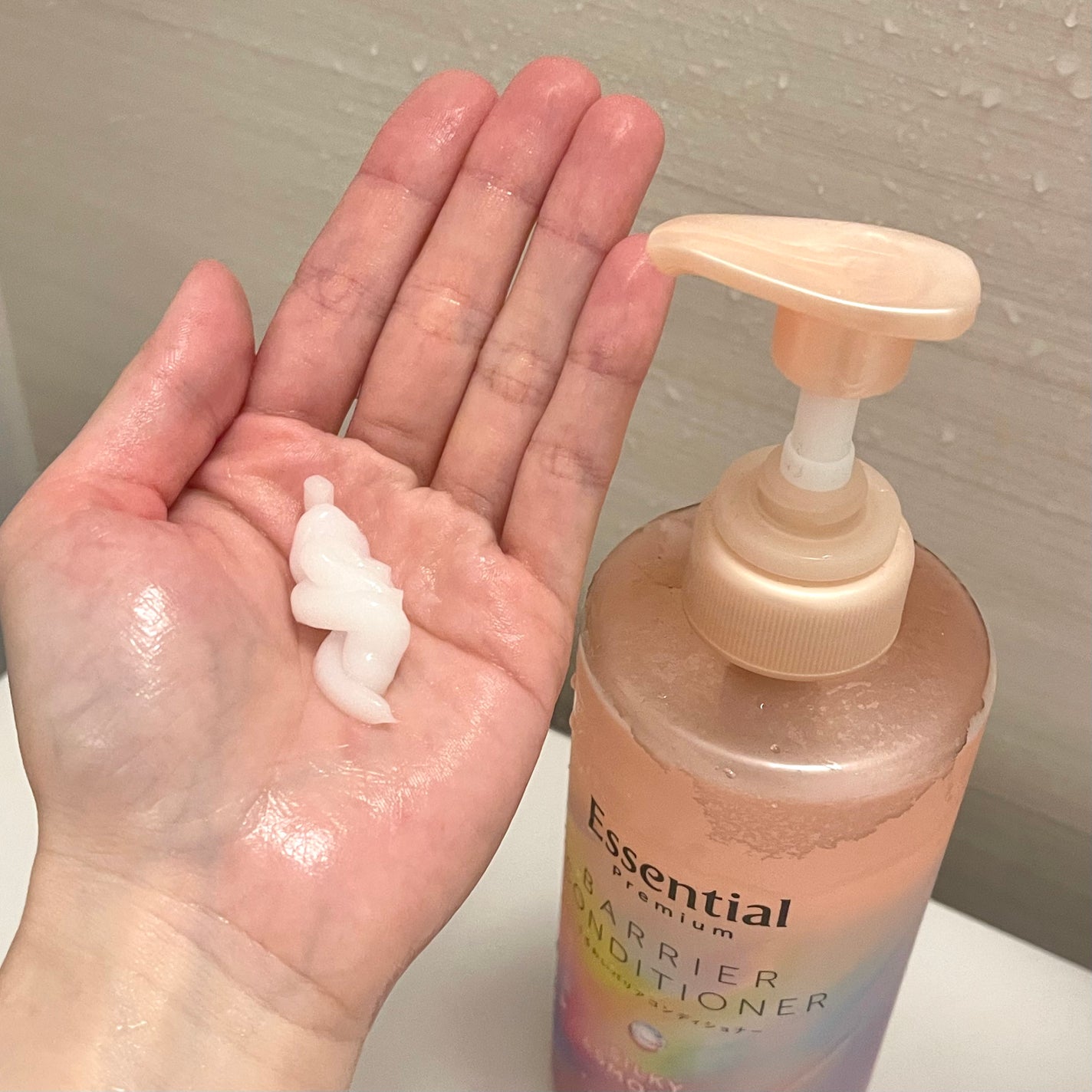 エッセンシャルプレミアム バリアシャンプー・コンディショナー シルキー&スムース/エッセンシャル/市販シャンプーを使ったクチコミ(4枚目)