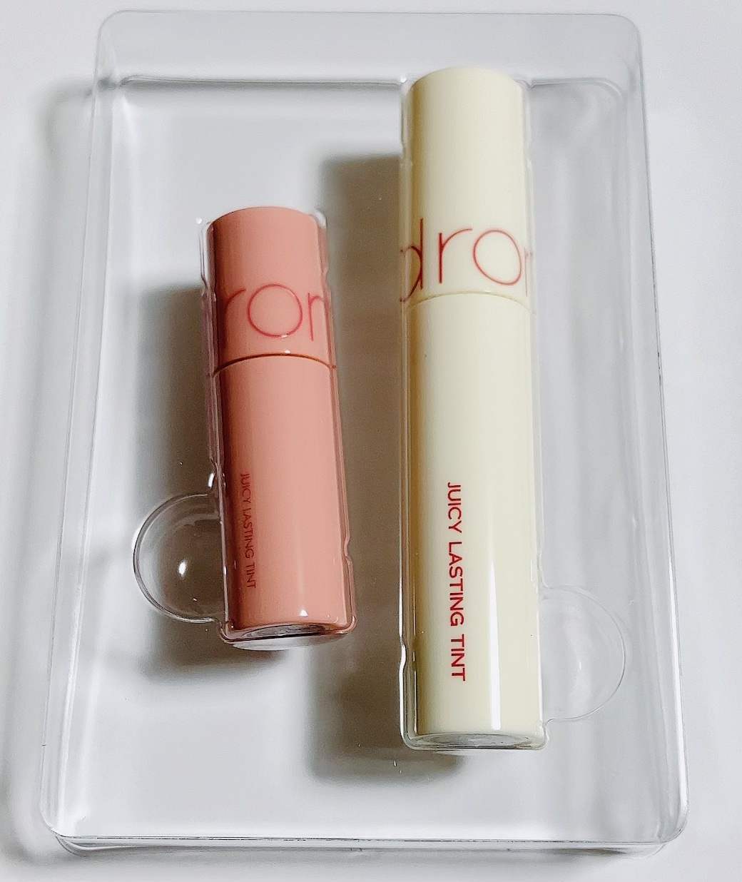 ジューシーラスティングティント/rom&nd/リップティントを使ったクチコミ（2枚目）