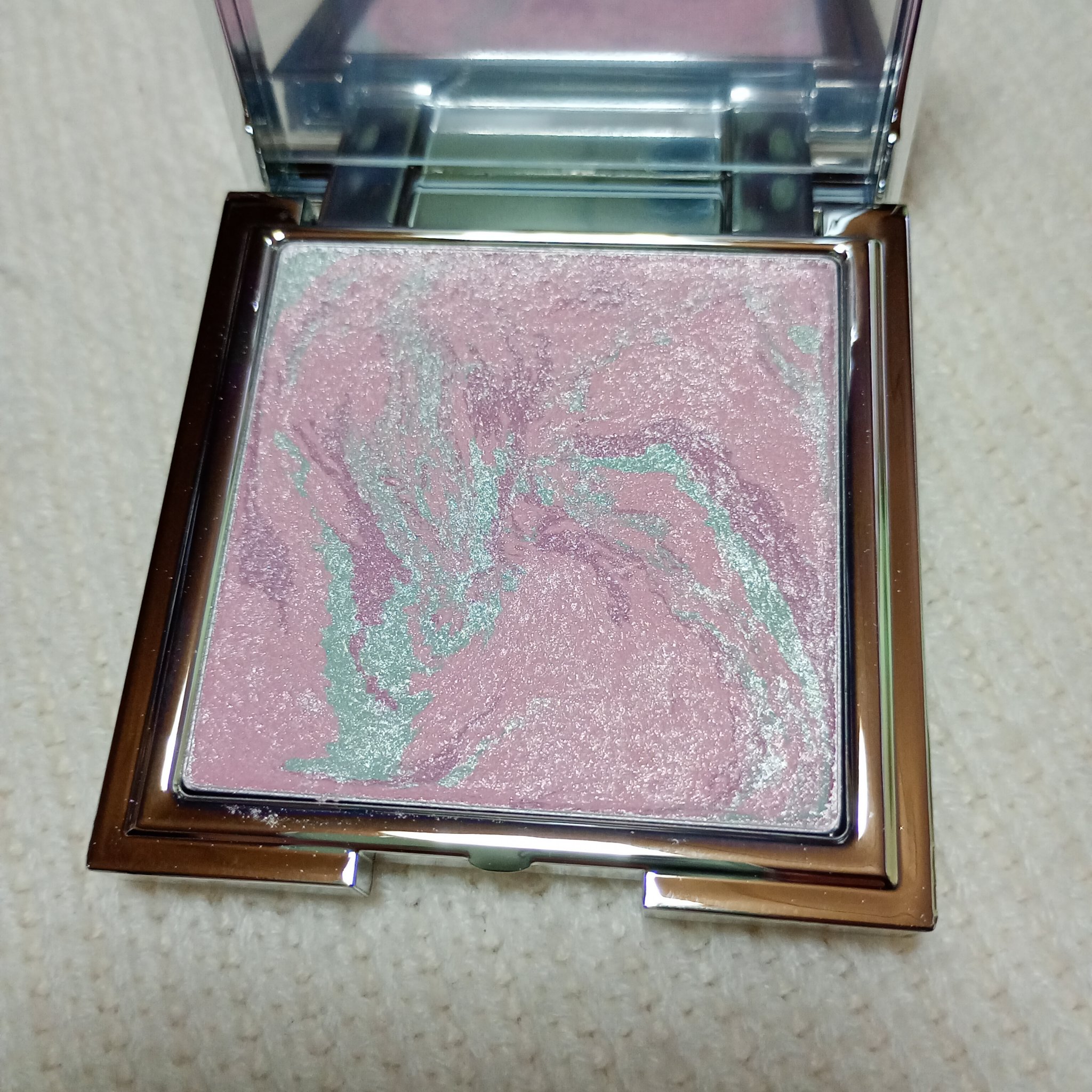 スキンルミナスハイライター/DEAR DAHLIA/パウダーハイライトを使ったクチコミ（3枚目）