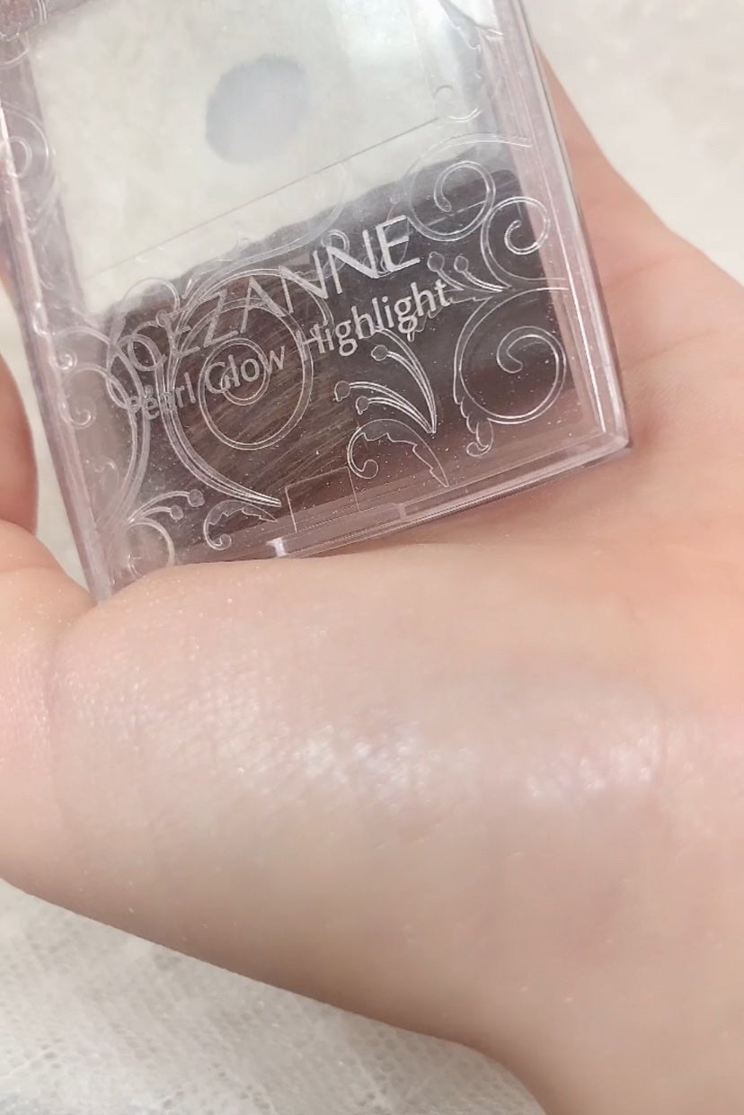 パールグロウハイライト/CEZANNE/パウダーハイライトを使ったクチコミ(3枚目)