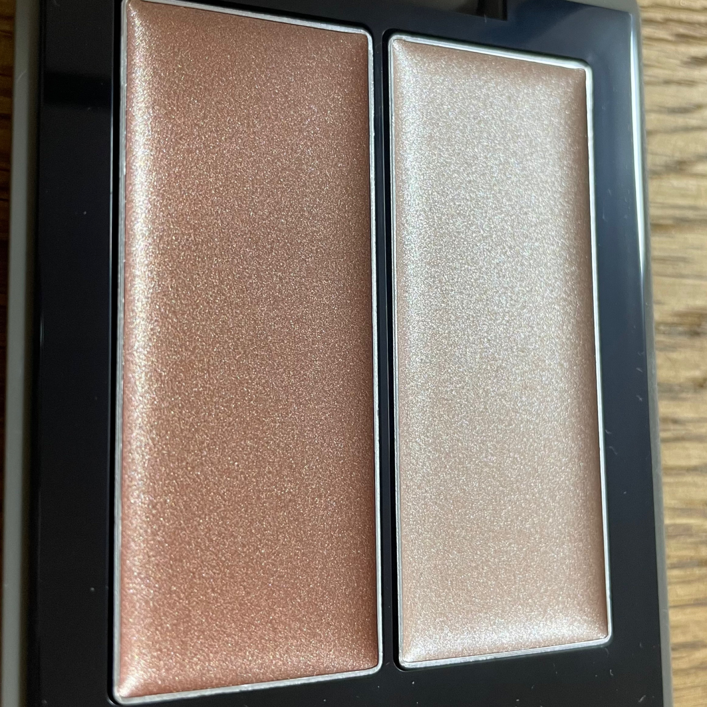 THREE シマリング グロー デュオ/THREE/クリームハイライトを使ったクチコミ（2枚目）