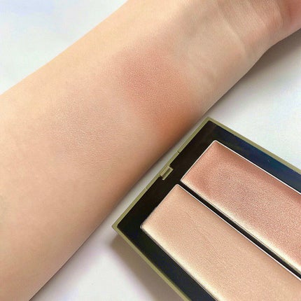 THREE シマリング グロー デュオ/THREE/クリームハイライトを使ったクチコミ(2枚目)