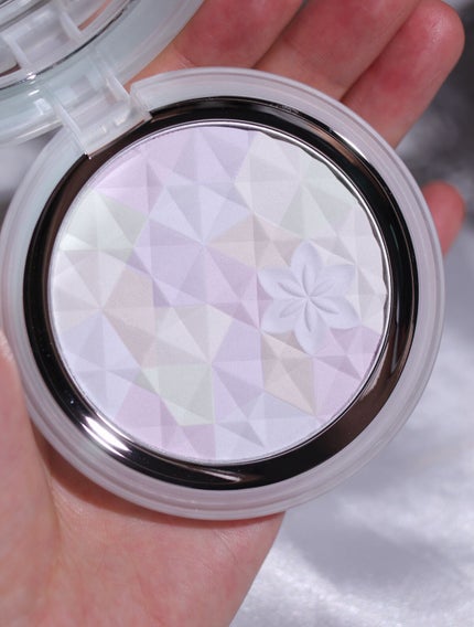 AQ オーラ リフレクター/DECORTÉ/プレストパウダーを使ったクチコミ(2枚目)