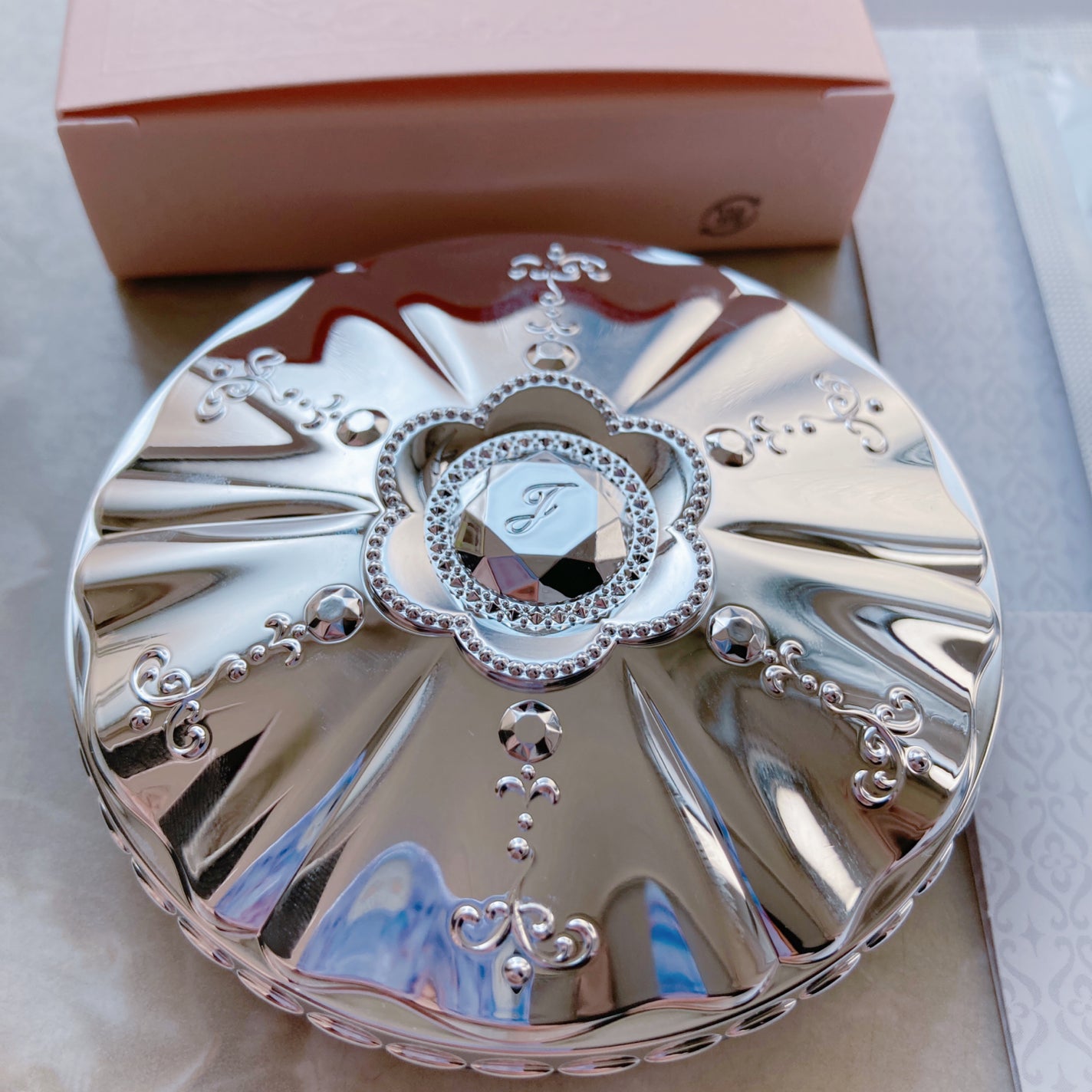 ジルスチュアート パステルペタル ブラッシュ/JILL STUART/パウダーチークを使ったクチコミ(3枚目)