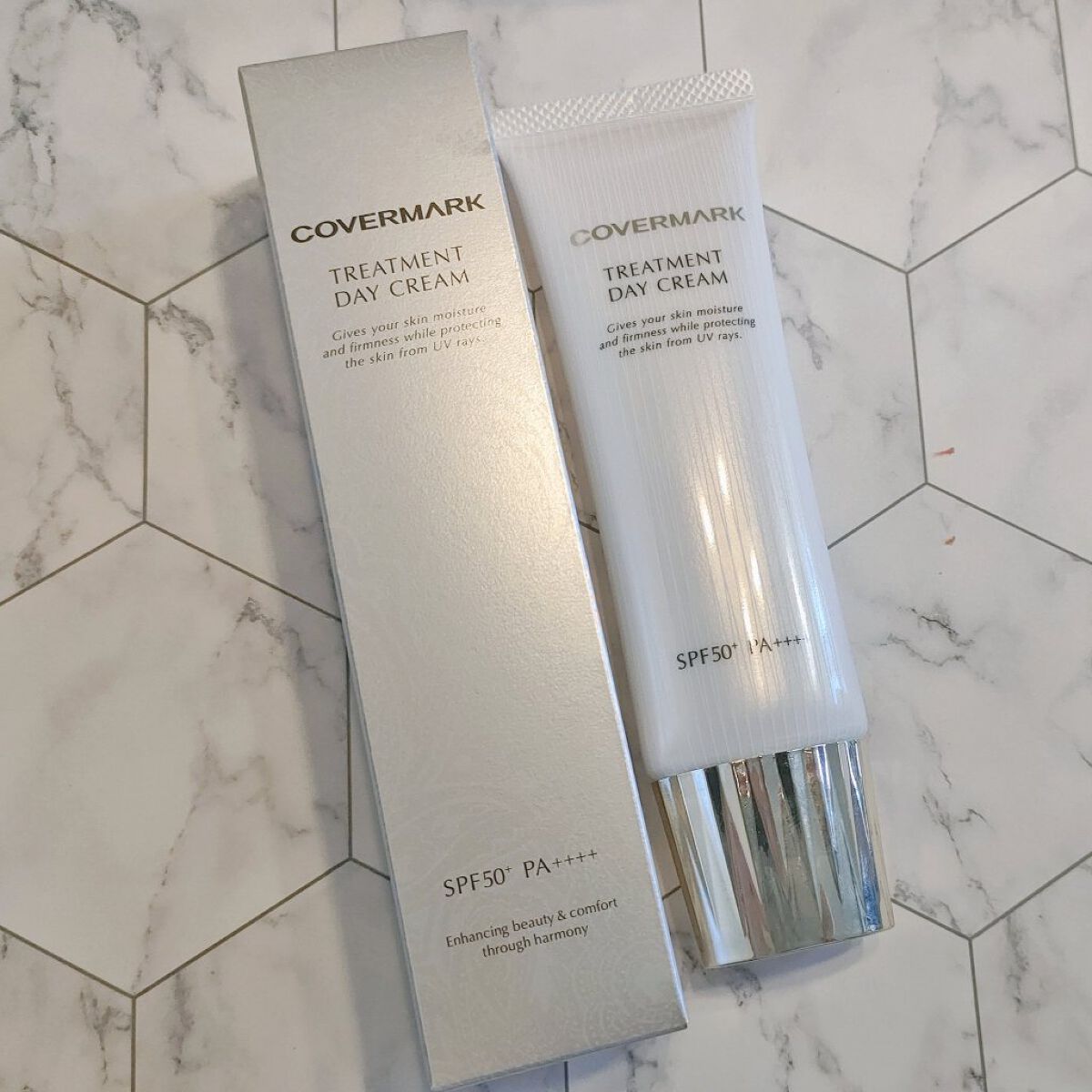 トリートメント デイ クリーム/COVERMARK/日焼け止めクリームを使ったクチコミ（3枚目）