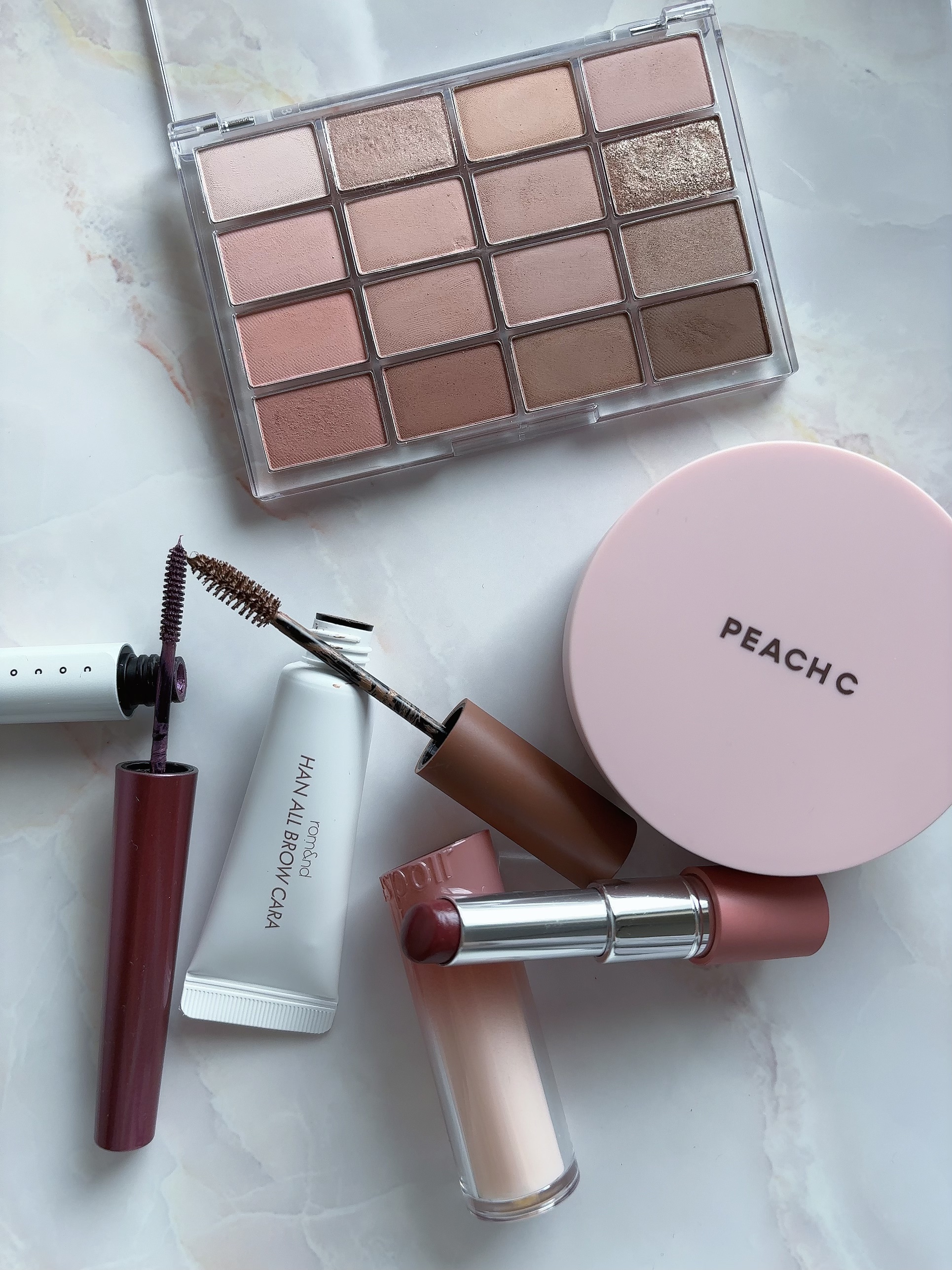 ソフトブラーリングアイパレット/wakemake/アイシャドウパレットを使ったクチコミ（3枚目）