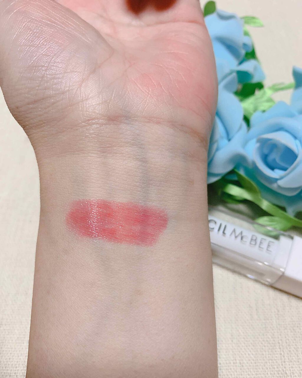 セリア CMBリップスティックのクチコミ「おはようございます(´-ω-`)

今回はSeria×CECIL Mc BEEのコラボリップの.....」（2枚目）