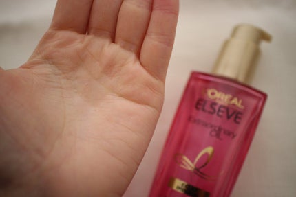 エクストラオーディナリー オイル エクラアンペリアル 艶髪オイル/ロレアル パリ/ヘアオイルを使ったクチコミ(3枚目)