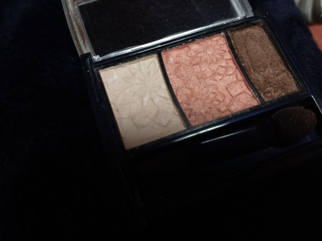 グラデカラーアイシャドウ/media/アイシャドウパレットを使ったクチコミ(2枚目)