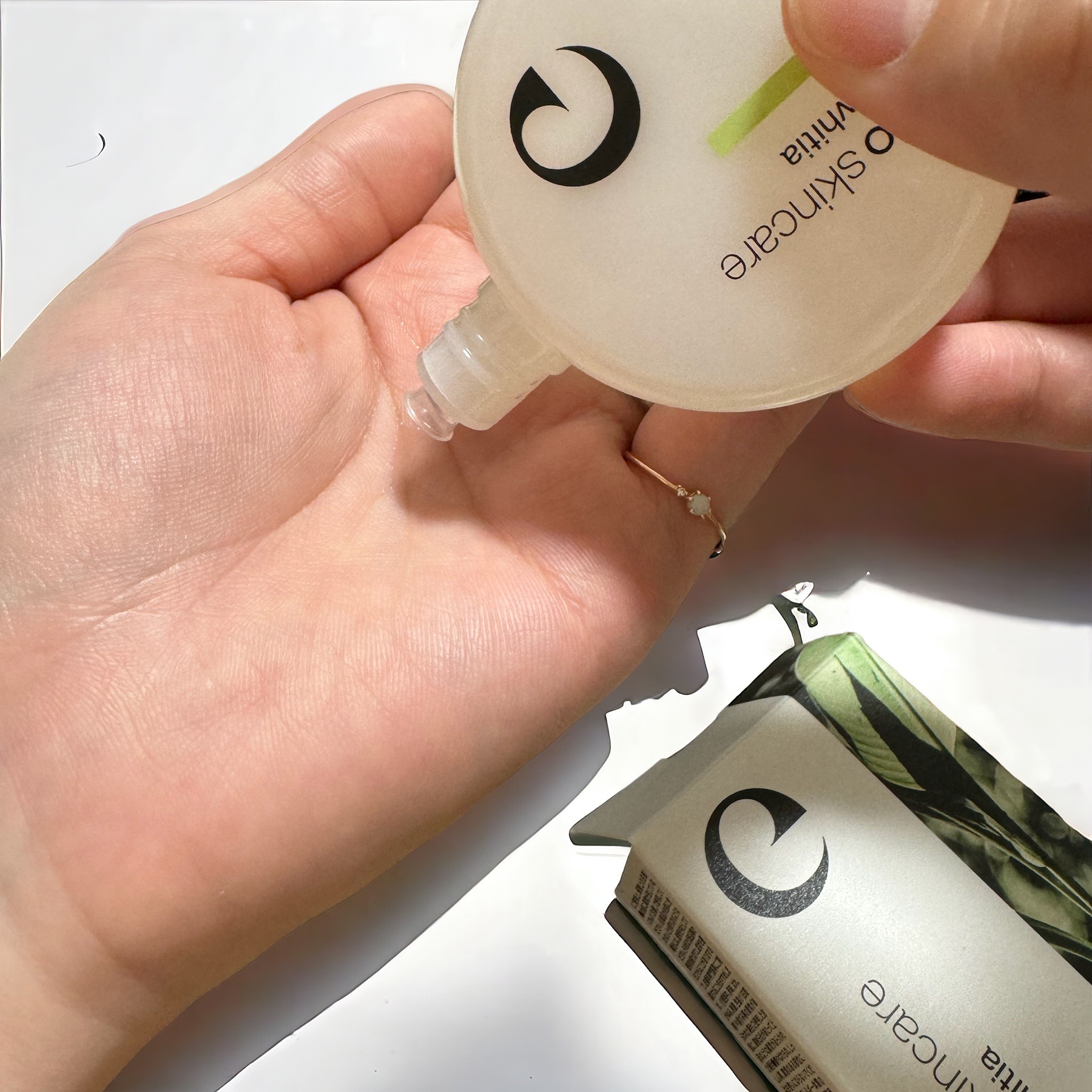 エポホワイティア/epo/美容液を使ったクチコミ（2枚目）