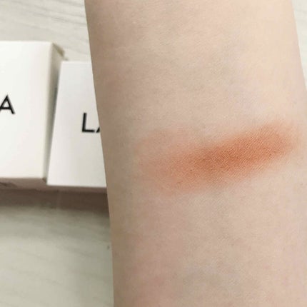 ジャストアイシャドウ/Laka/単色アイシャドウを使ったクチコミ(2枚目)