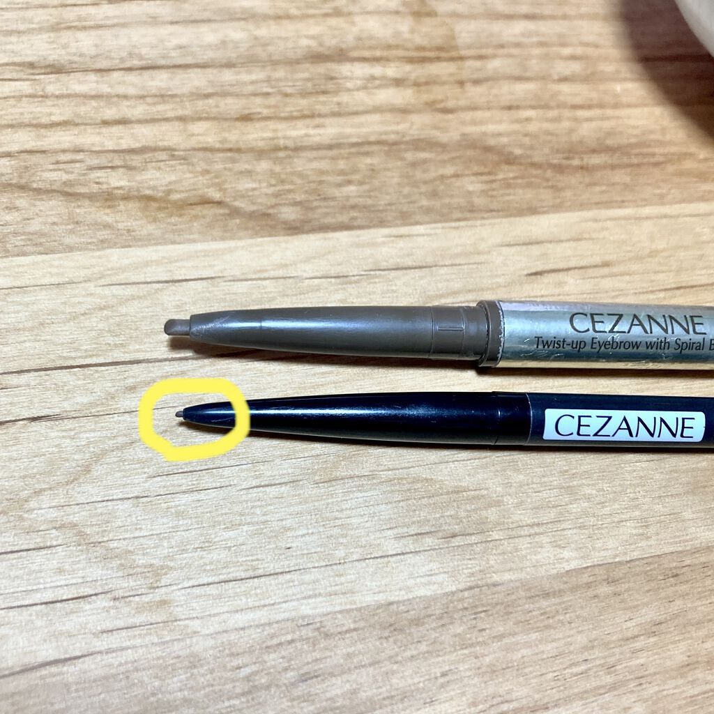 ブラシ付きアイブロウ繰り出し/CEZANNE/アイブロウペンシルを使ったクチコミ（2枚目）