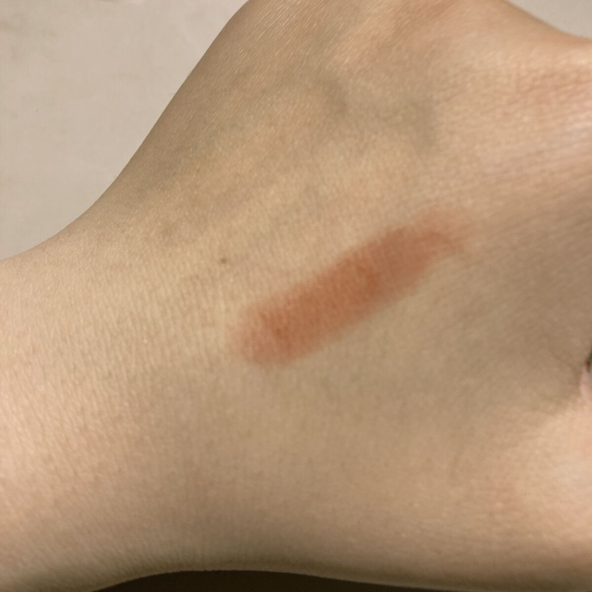 フェザーマットリップスティック S05 木漏れ日15時の空/INTO U/口紅を使ったクチコミ（2枚目）