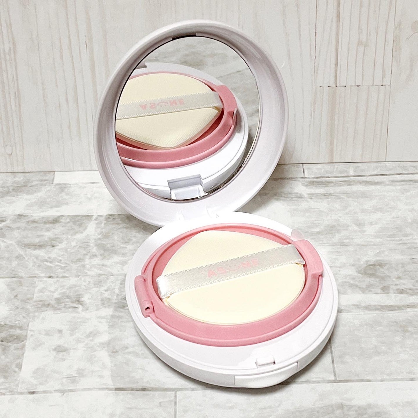 デューイーメッシュファンデーション/ASUNE /クッションファンデーションを使ったクチコミ(2枚目)