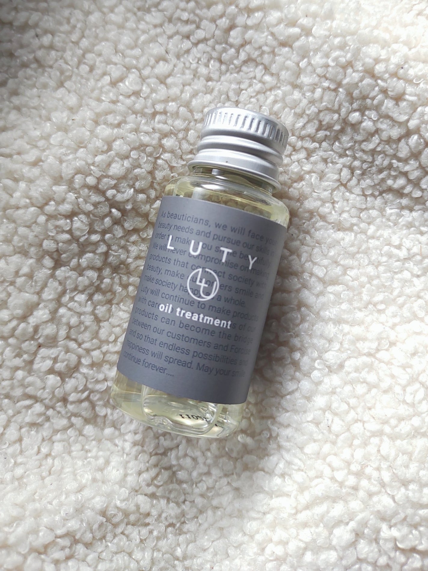 ルーティー ヘアオイル スムース/LUTY/ヘアオイルを使ったクチコミ(1枚目)