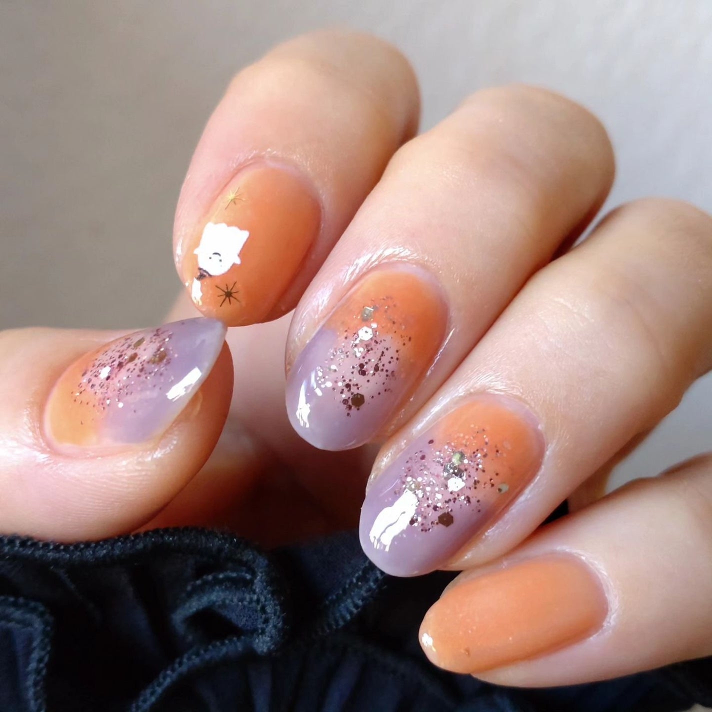 ミルクティ on LIPS 「✴✴今週はまた#おとなしめネイル週間だったので、薄めのカラーで..」(2枚目)
