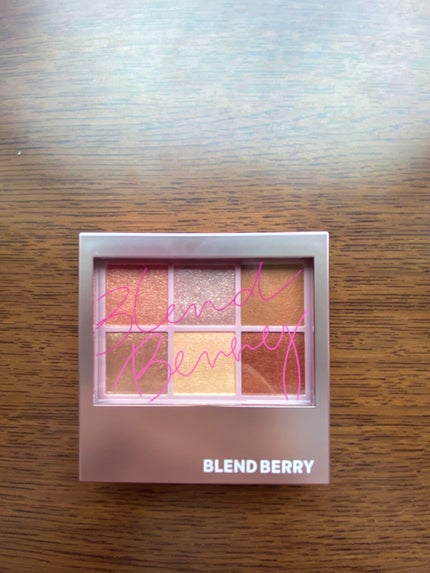 オーラクリエイション/BLEND BERRY/アイシャドウパレットを使ったクチコミ(2枚目)