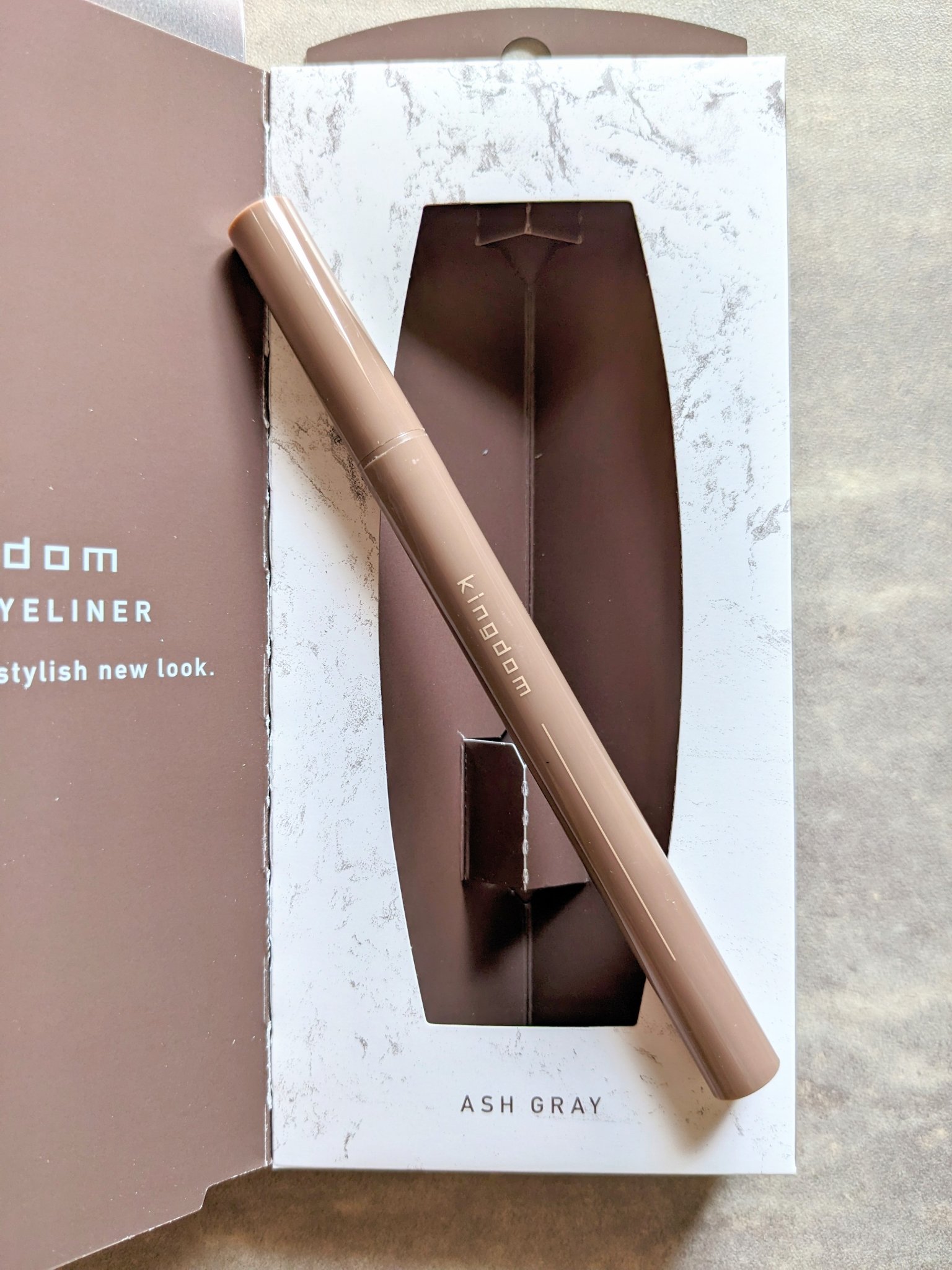 キングダム リキッドアイライナーR1 アッシュグレー/キングダム/リキッドアイライナーを使ったクチコミ（3枚目）