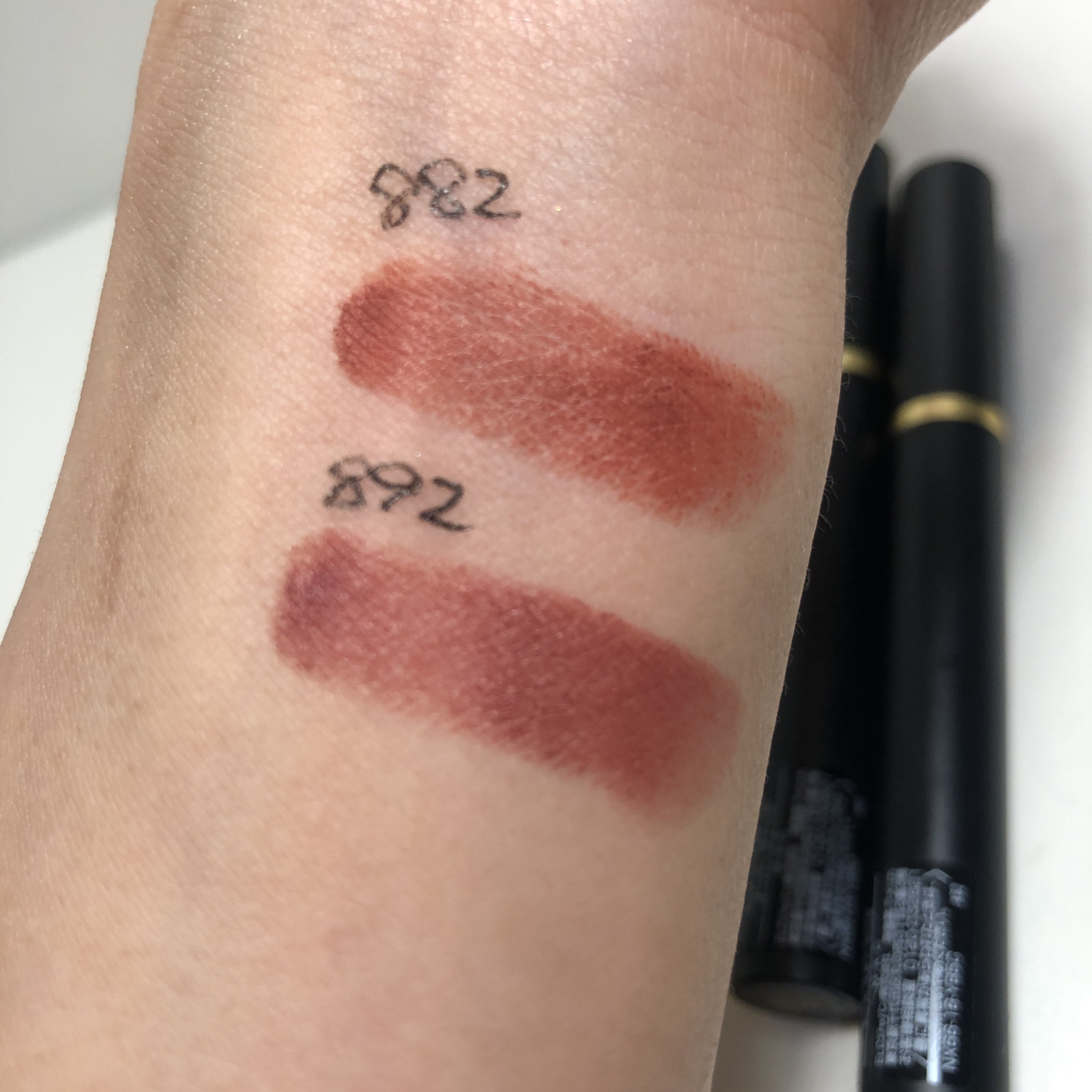 パウダー キス ベルベット ブラー スリム リップスティック/M・A・C/口紅を使ったクチコミ（2枚目）