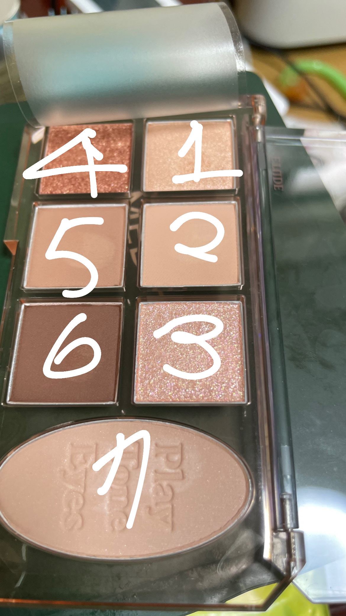 プレイトーンアイパレット/ETUDE/アイシャドウパレットを使ったクチコミ（3枚目）