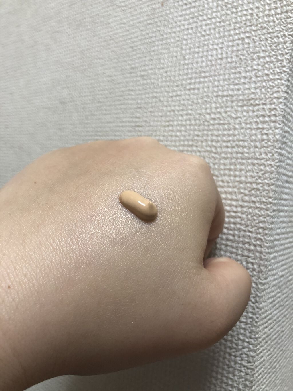 インテントスキンクリーミィリキッドファンデーション 100/Celvoke/リキッドファンデーションを使ったクチコミ（2枚目）