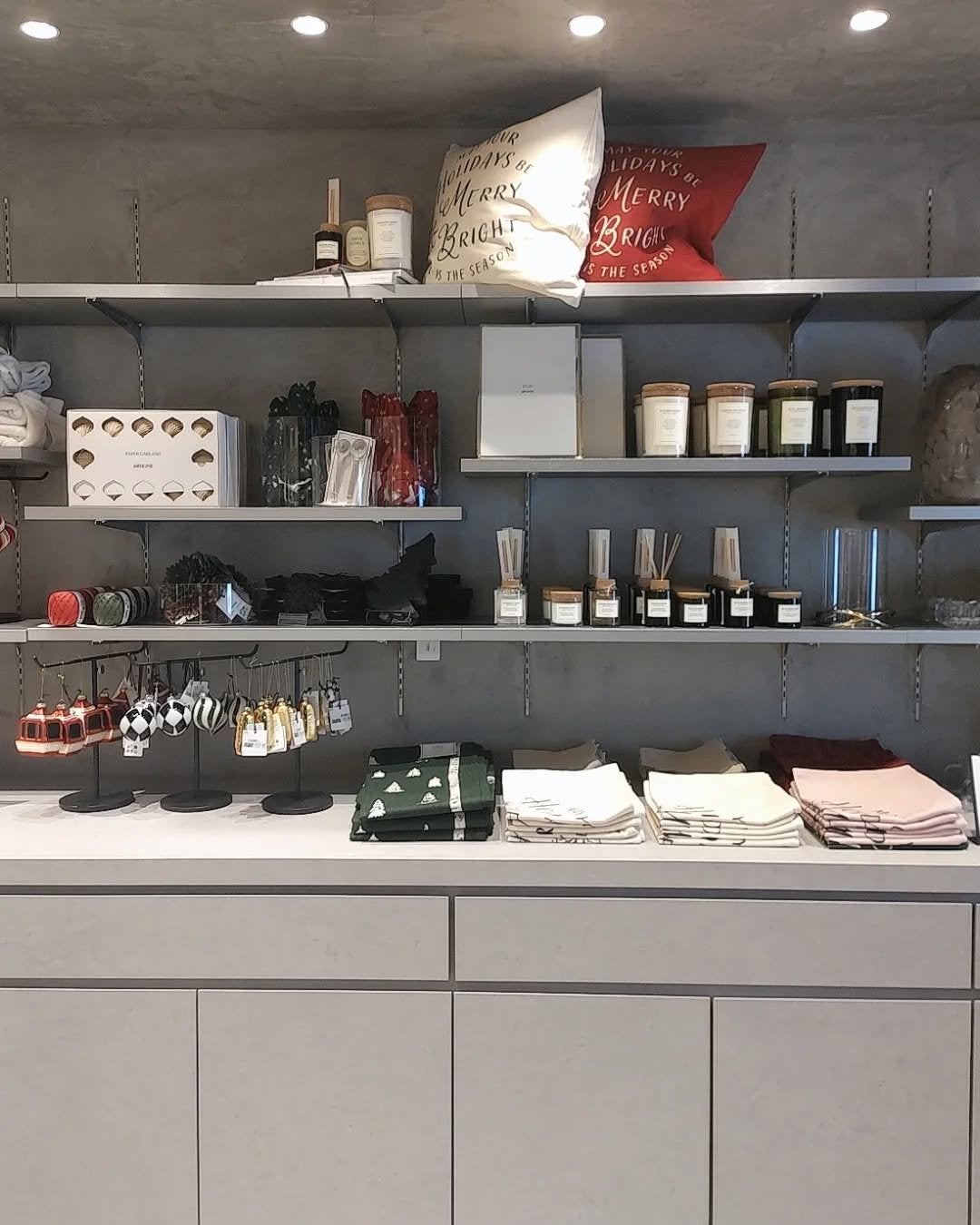 ❦masami❦ on LIPS 「H&MGinzaCoffeeShopエイチ・アンド・エム銀座並..」(7枚目)