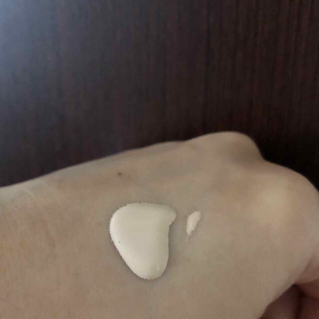 プロフィニッシュリキッド/インテグレート/リキッドファンデーションを使ったクチコミ（2枚目）