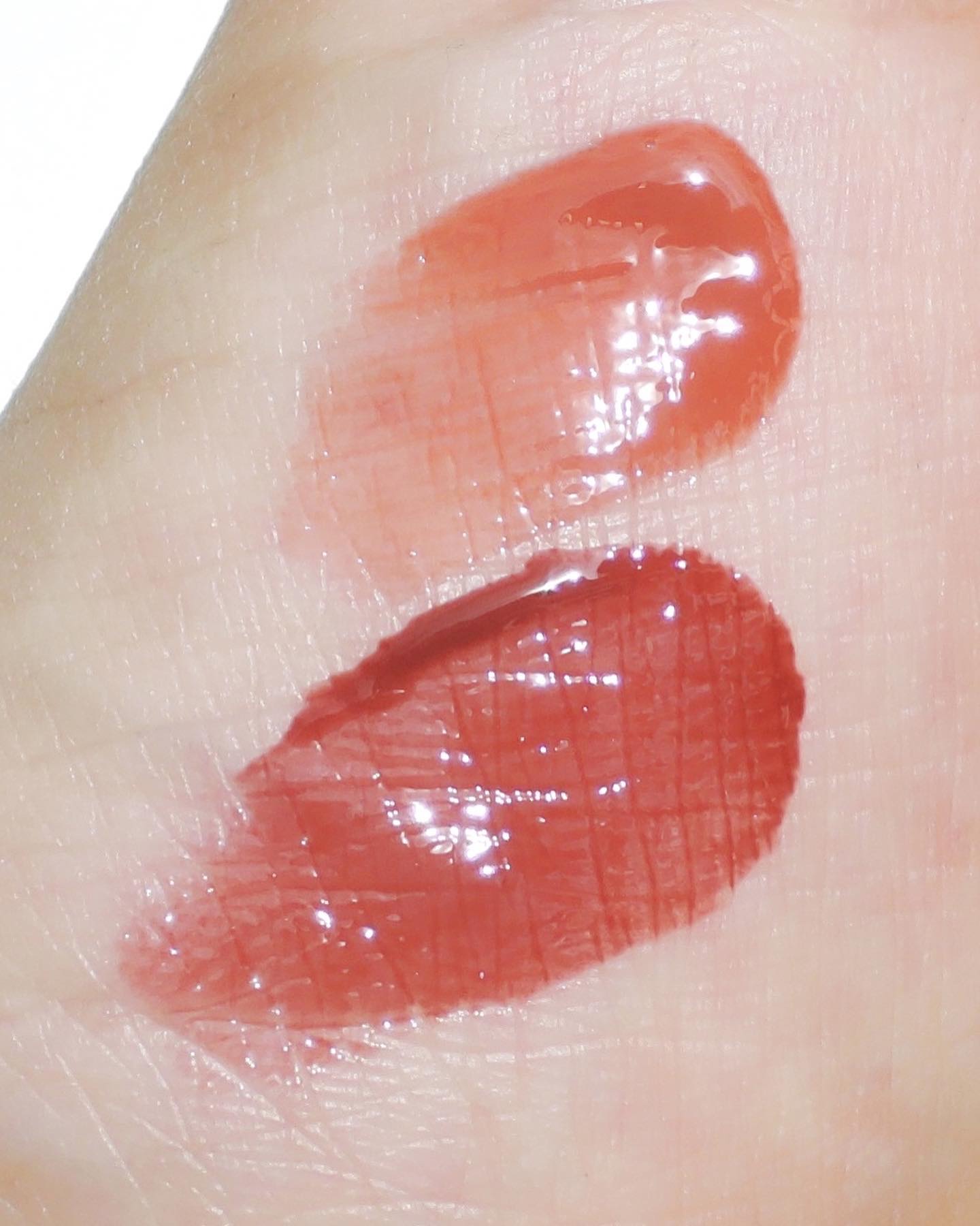 ジューシーラスティングティント/rom&nd/リップティントを使ったクチコミ（3枚目）