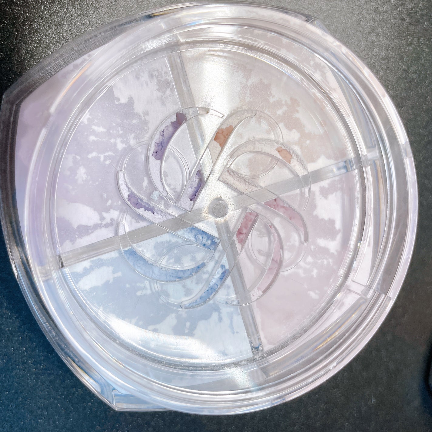 ルース パウダー/DECORTÉ/ルースパウダーを使ったクチコミ(4枚目)