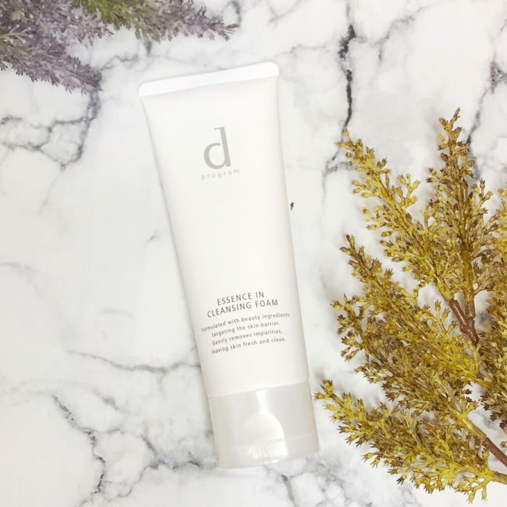 エッセンスイン クレンジングフォーム/d プログラム/洗顔フォームを使ったクチコミ(1枚目)