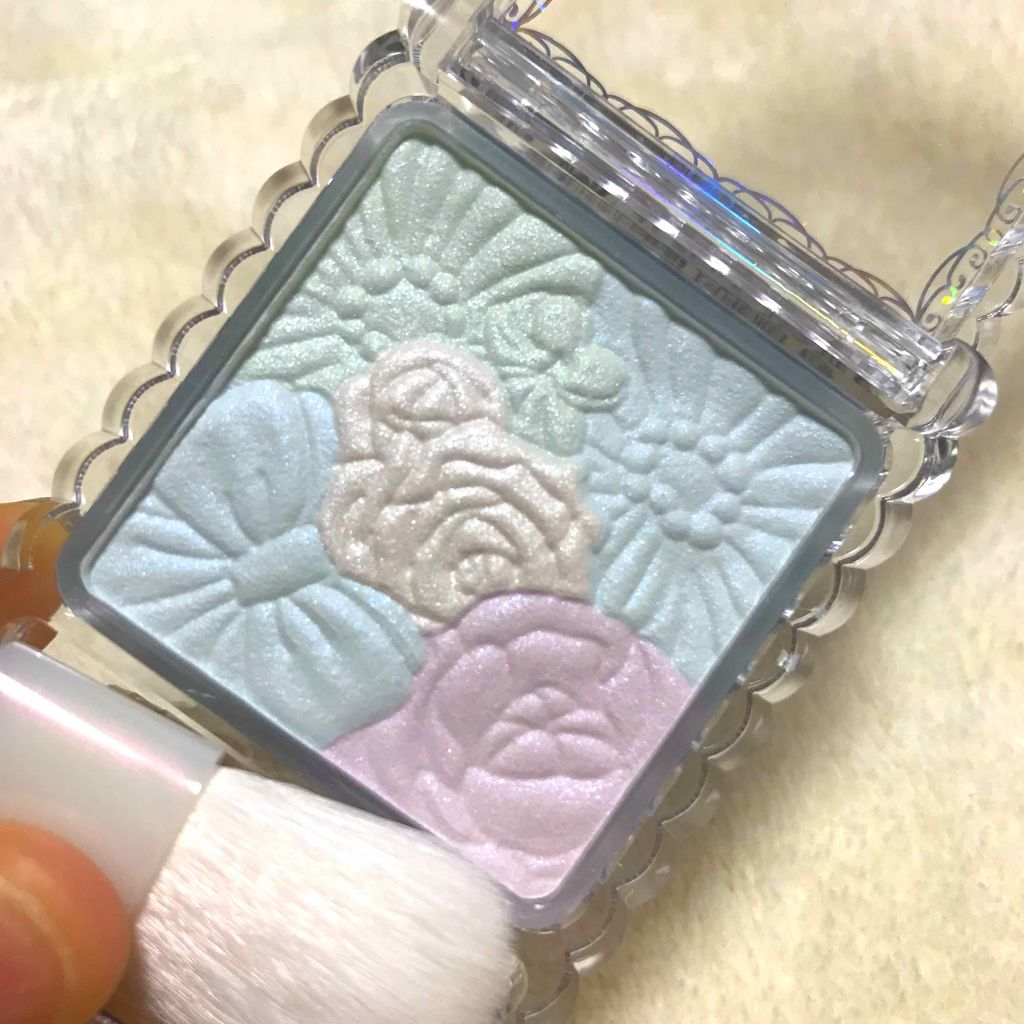 グロウフルールハイライター/キャンメイク/パウダーハイライトを使ったクチコミ（3枚目）