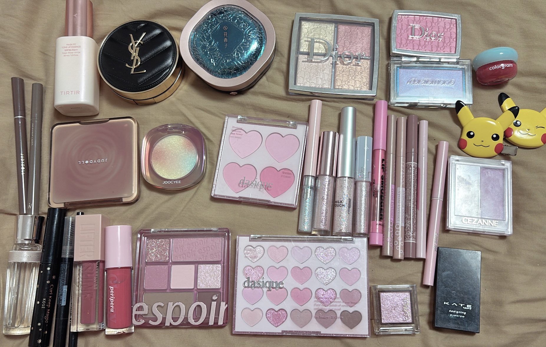 玉女桃花ルースパウダー 01 ナチュラルパール/花西子/ルースパウダーを使ったクチコミ（1枚目）