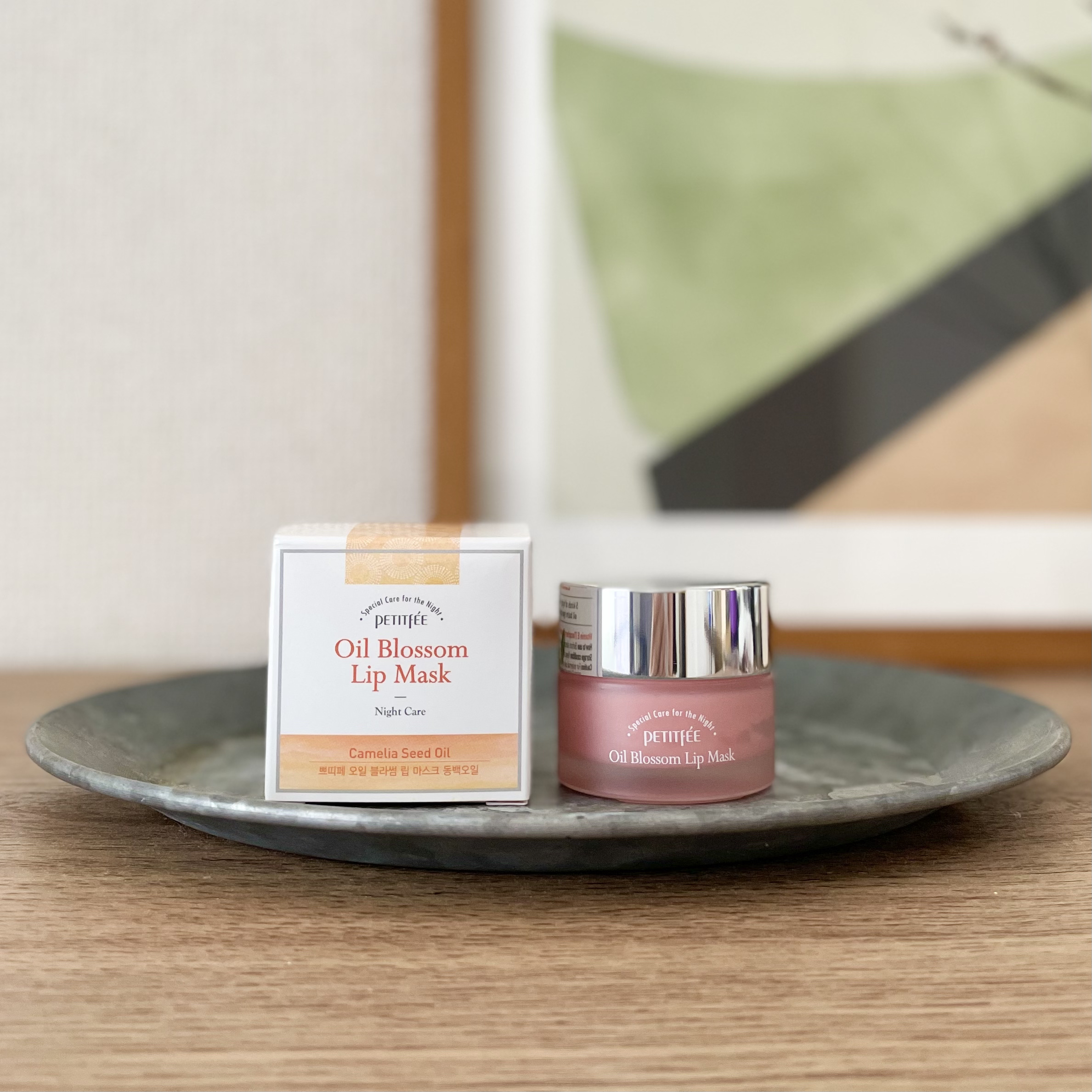 オイルブロッサムリップマスク カメリアシードオイル ⁡/Petitfee/リップバームを使ったクチコミ（1枚目）