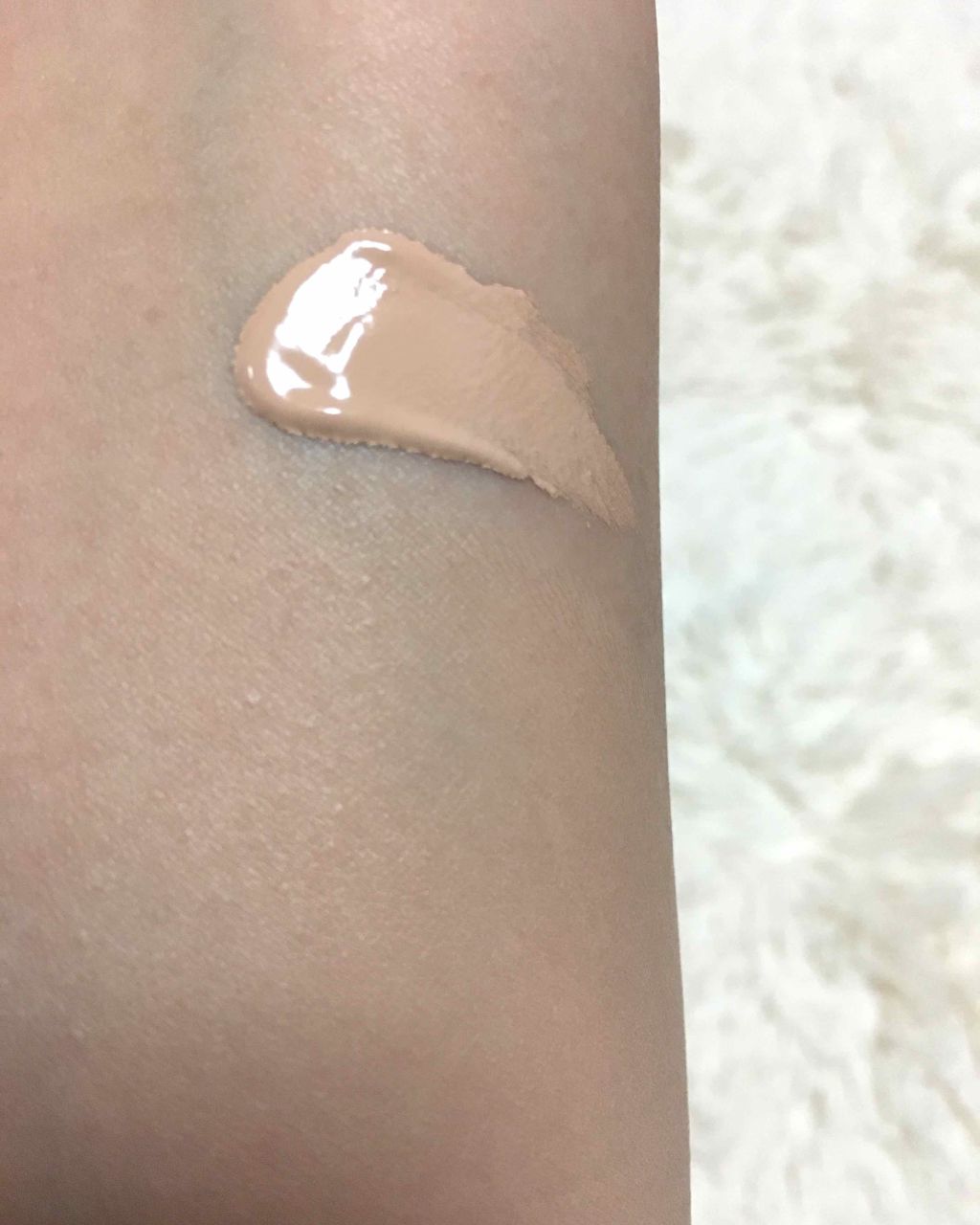 エクストラ リッチ グロウ クリーム ファンデーション 102 ナチュラルオークル(標準色)/SUQQU/クリーム・エマルジョンファンデーションを使ったクチコミ（3枚目）