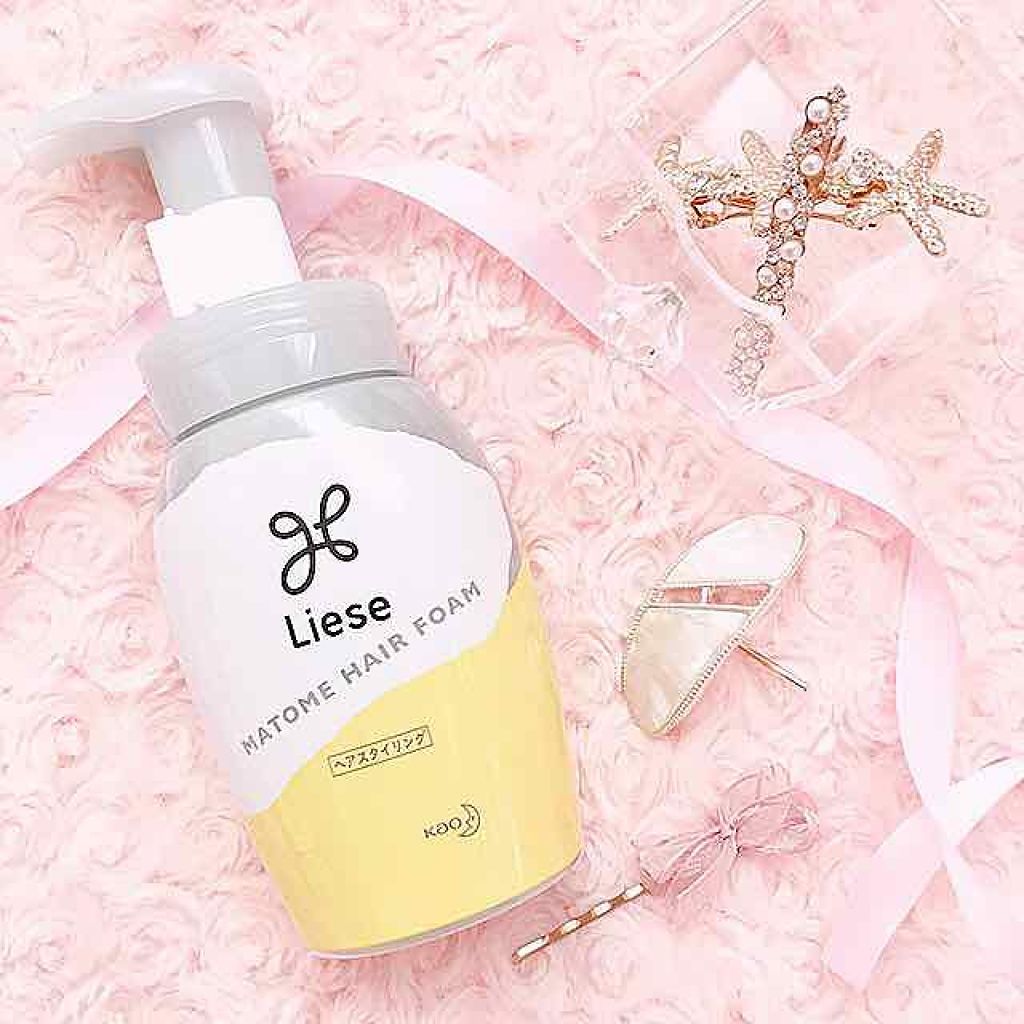 女性向け ヘアムースの使い方 付け方を解説 ヘアスタイル別おすすめも紹介 Lips
