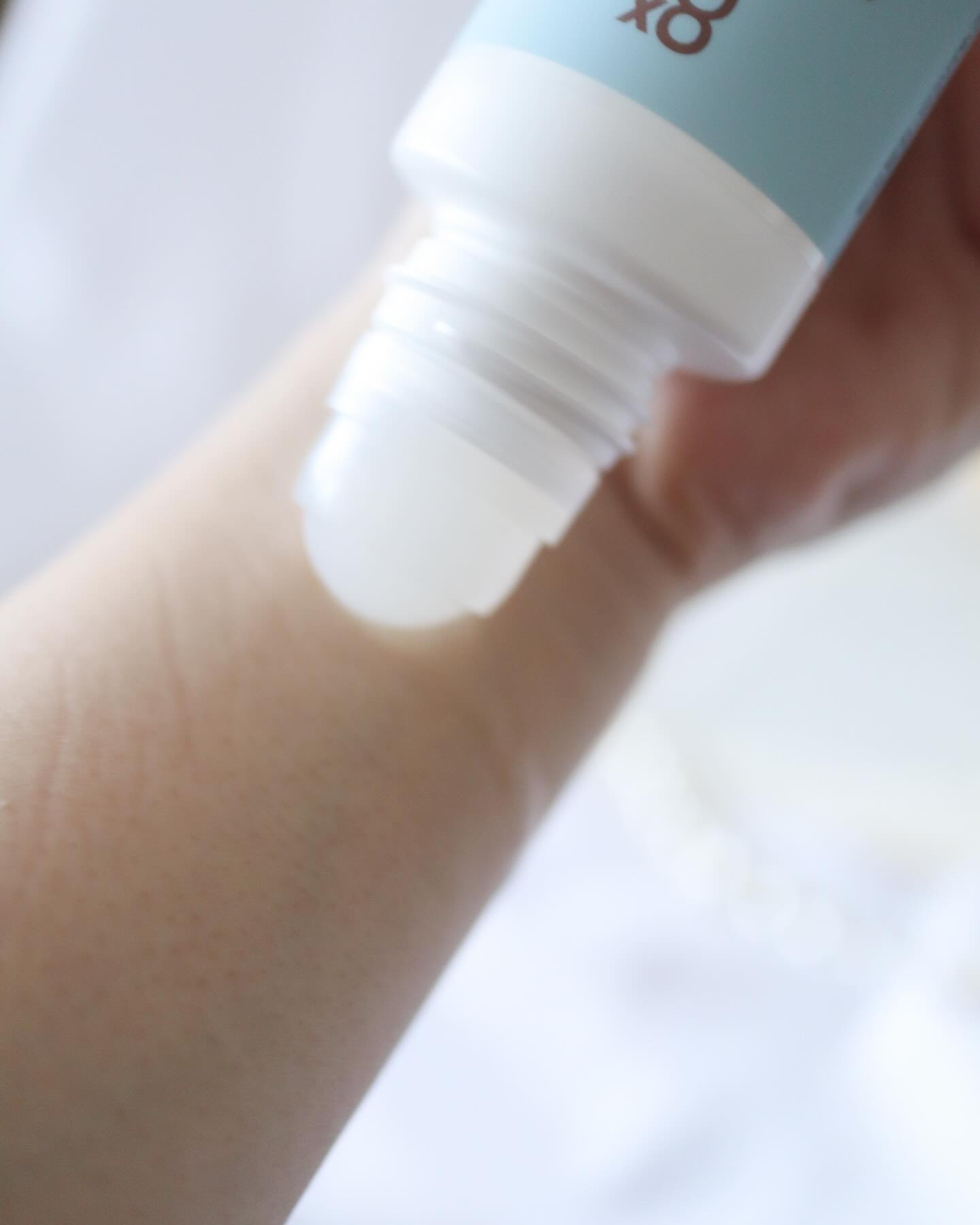 8x4 アロマスイッチ ロールオン アイランドブロッサムの香り/８ｘ４/デオドラント・制汗剤を使ったクチコミ（3枚目）