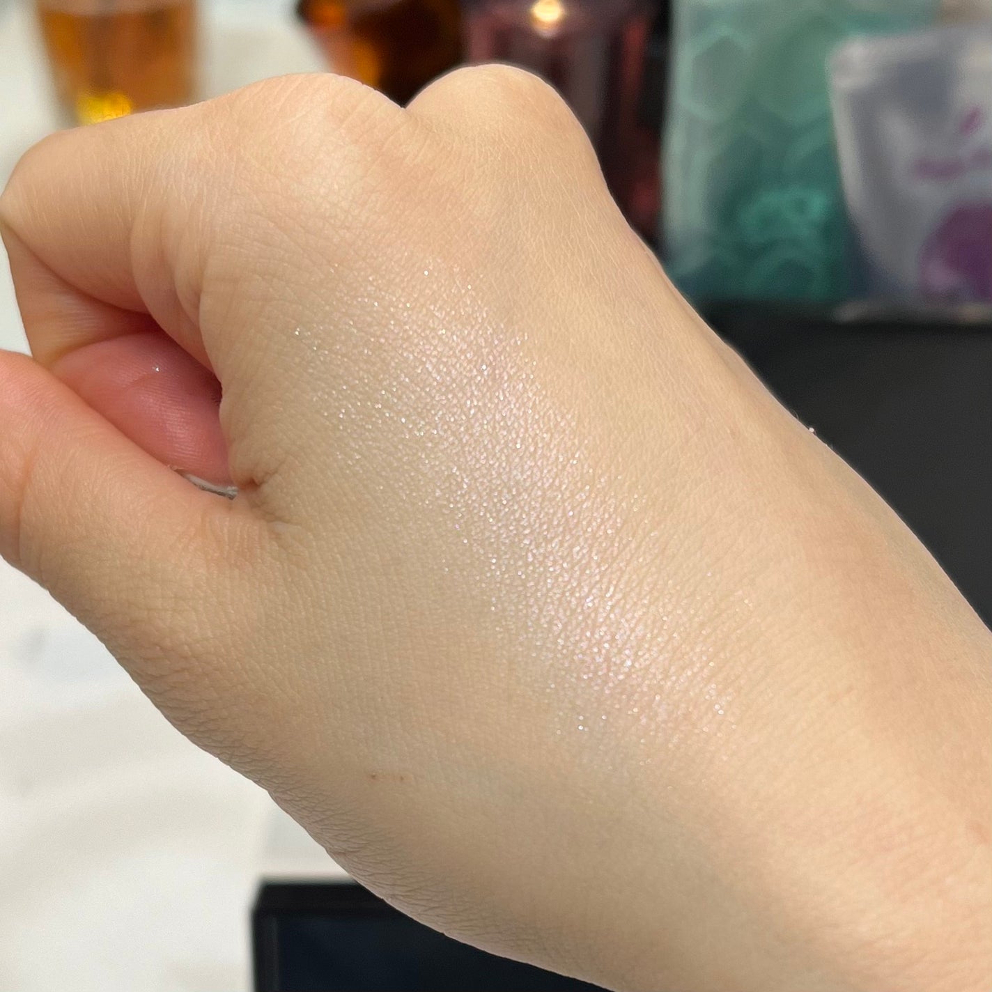 フェイスイルミネーター/ローラ メルシエ/パウダーハイライトを使ったクチコミ(3枚目)