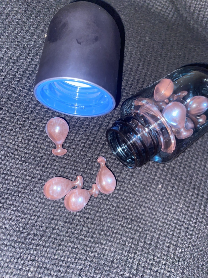 エイトザタラソ ユー CBD＆インテンシブ カプセル ヘアオイル 750mg × 22個/エイトザタラソ/ヘアオイルを使ったクチコミ（2枚目）